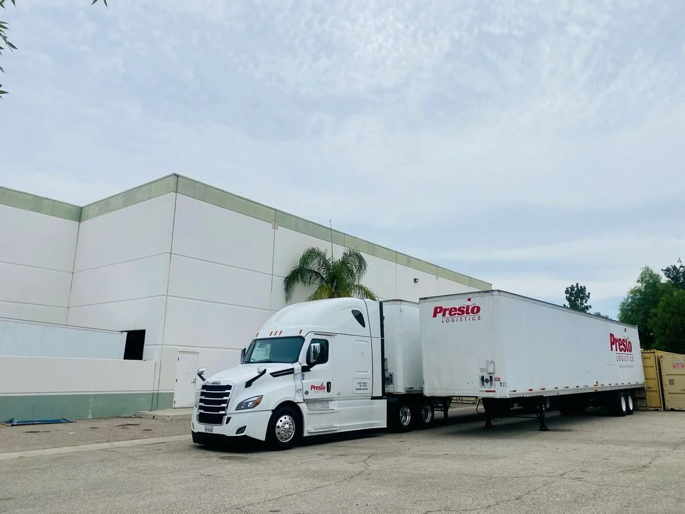 Presto Movers team providing long-distance moving company in Portland, Oregon