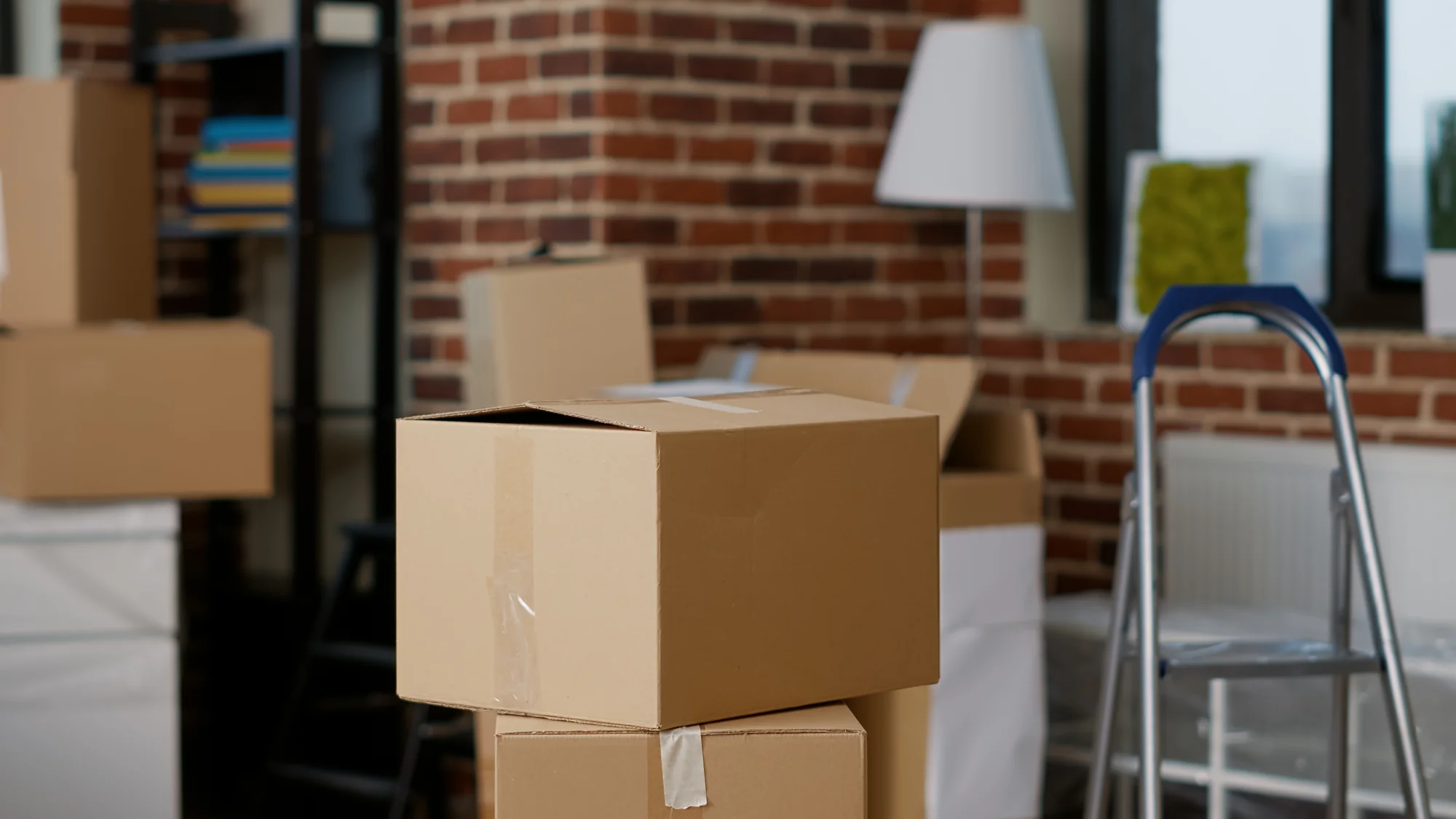 Presto Movers team providing Residential Movers in Ventura, CA