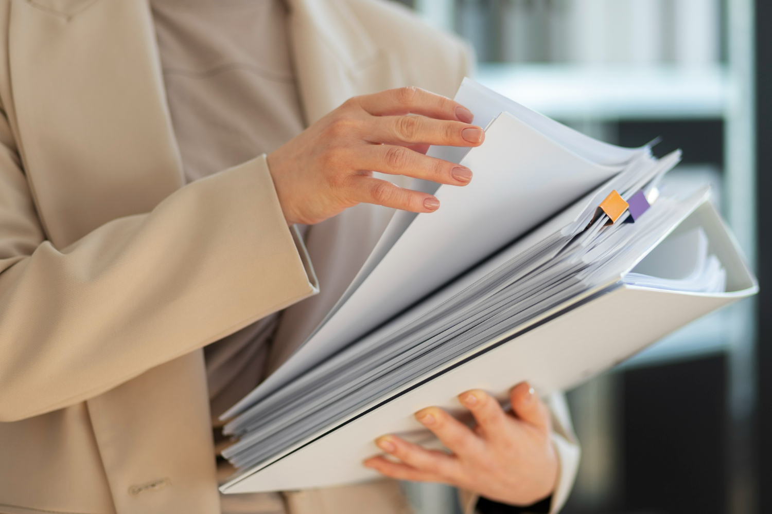 Chain of custody paperwork being signed off during a laboratory relocation
